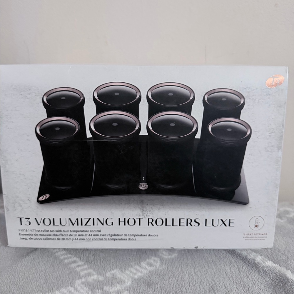 T3 Hair Styling Set with Black Rollers